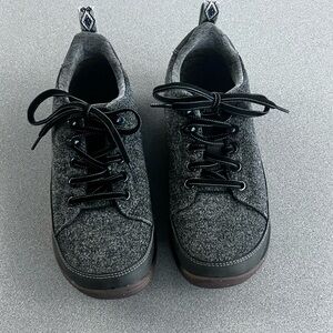 Chaco Kanarra 2.0 Women's Lace-Up Casual Sneakers Hiking shoes Gray Size 7